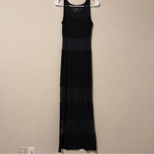 Black Sleeveless Scoop Neck Sheath Maxi Dress